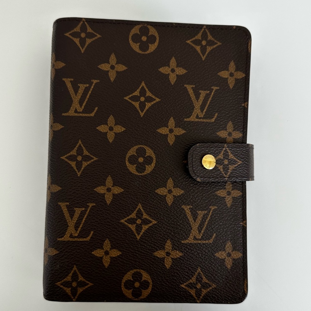 Louis Vuitton Agenda MM
